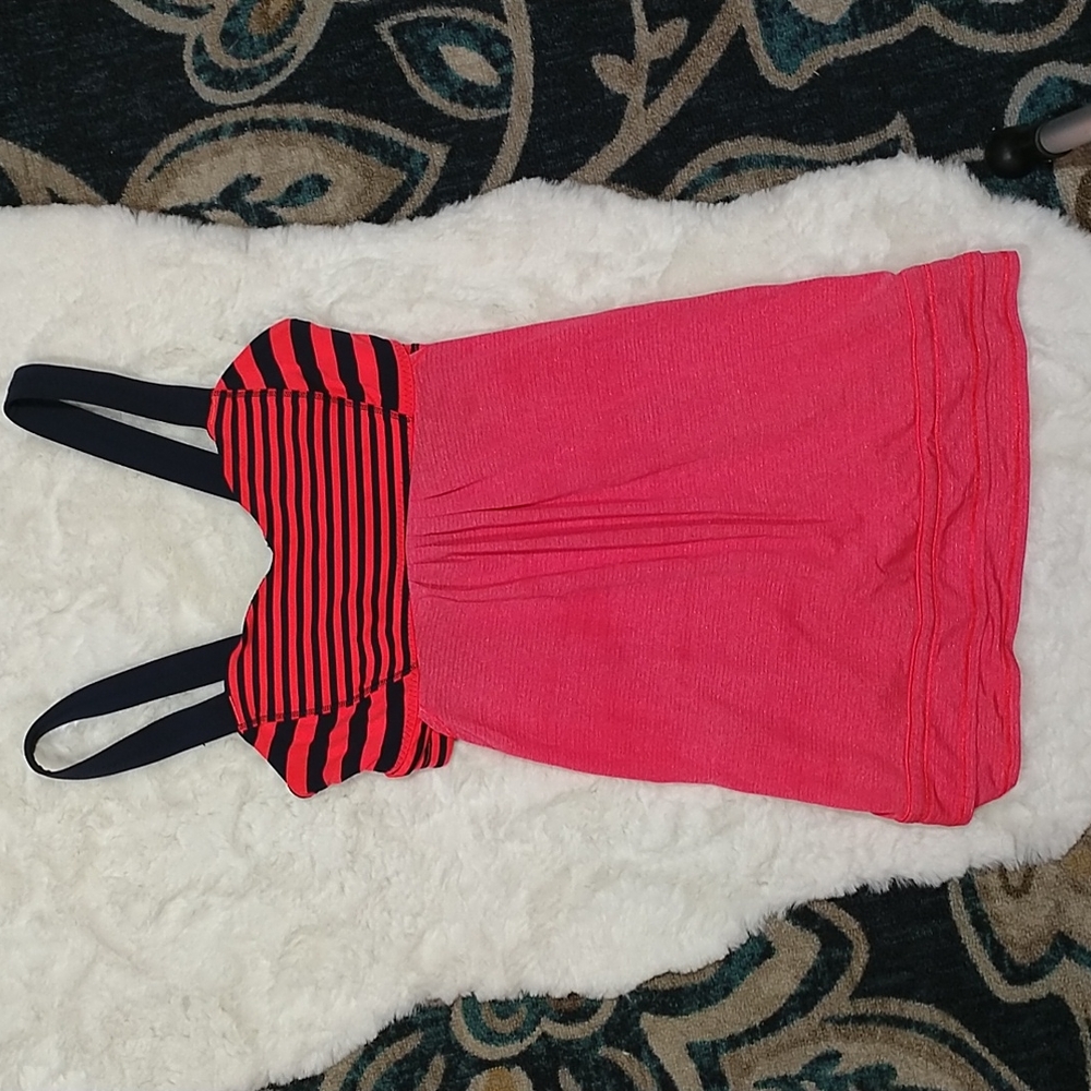 Lululemon athletic workout tank top sz 4